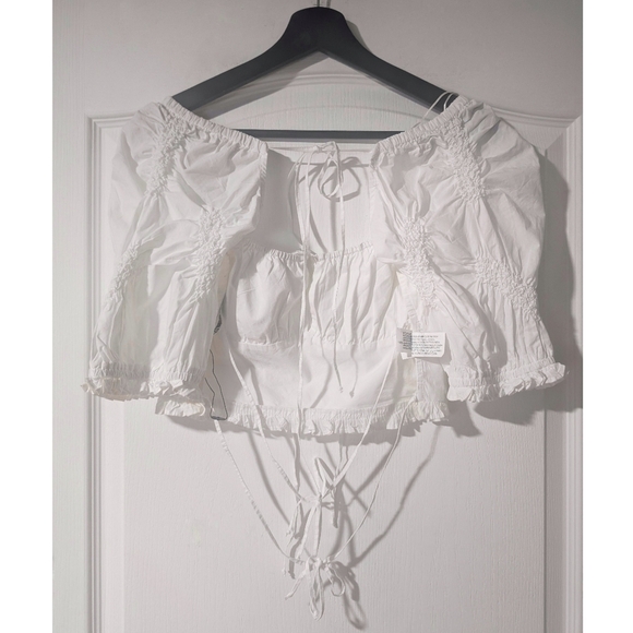 NEW Zara | White Open Back Crop Top With Puff Sleeves - Picture 4 of 12